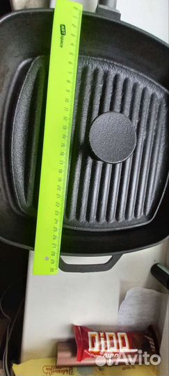 Чугунная сковорода гриль с прессом биол