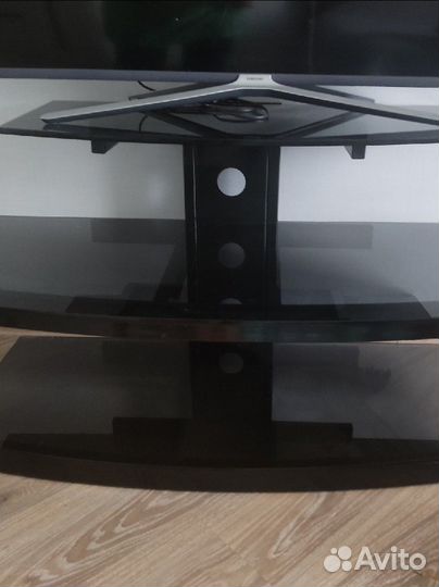 Тумба под телевизор