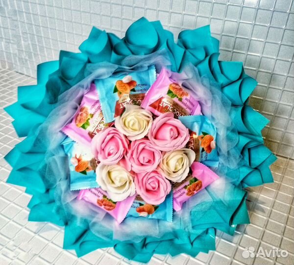 Товары для праздника. Подарок для мамы