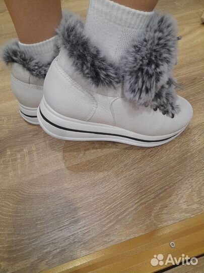 Новые ботинки кроссовки зимние 36р