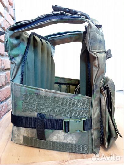 Бронежилет с пластинами Мох