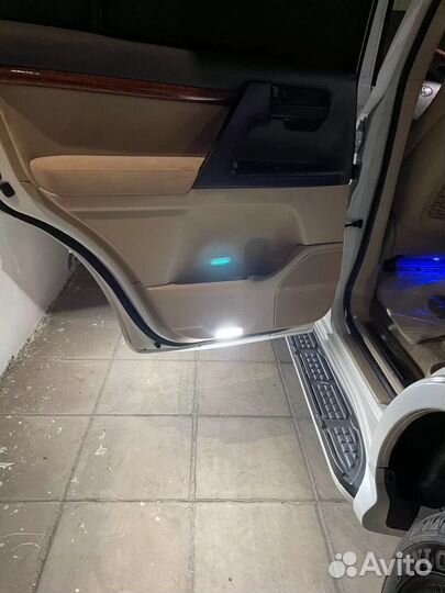 Подсветка в двери Toyota Land Cruiser Camry Lexus