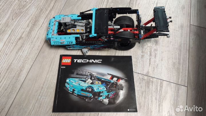 Lego Technic 42050 и 42068