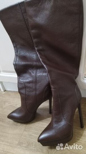 Сапоги женские Yven Saint Laurent