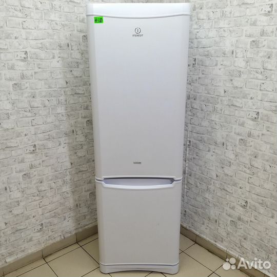 Холодильник Indesit
