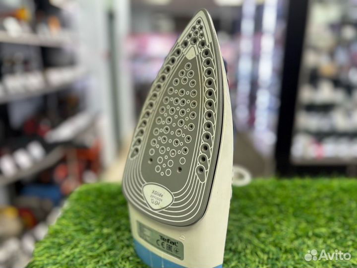 Утюг Tefal FV2865E0 белый, синий