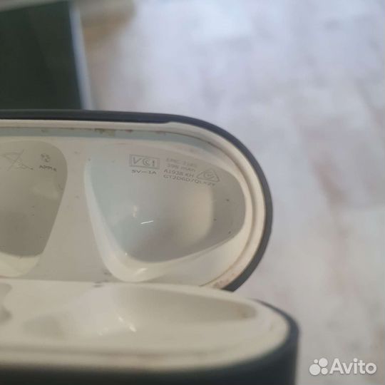 Airpods 2