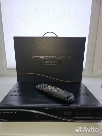 Цифровой тв ресивер Dreambox DM7020HD