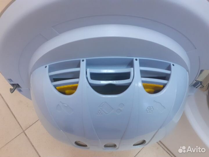 Стиральная машина Indesit Moon (5кг)