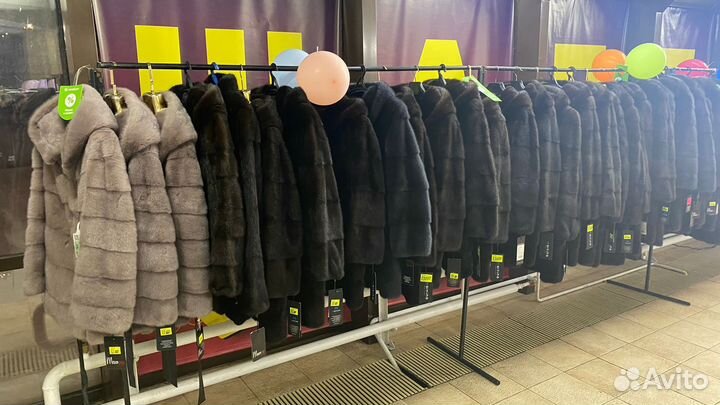 Шубы выстовка