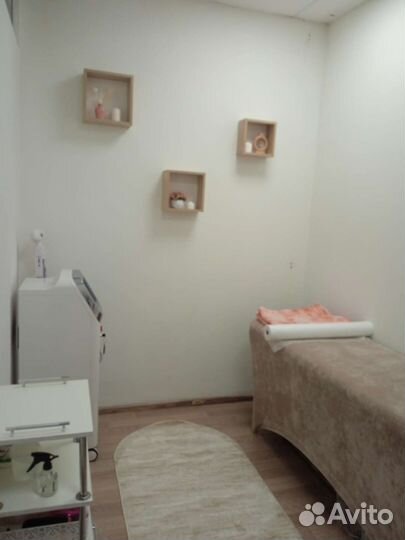 Ищу напарницу для совместной аренды помещения