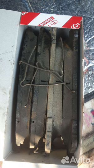 Продаю колодки тойота лексус