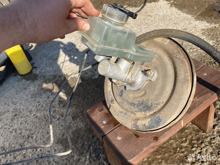 Калина вакумник с главным тормозным цилиндром и ба