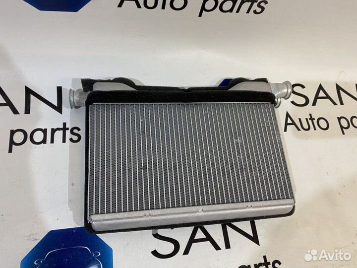 Радиатор отопителя Bmw 5 F10 N52B30AF 2010