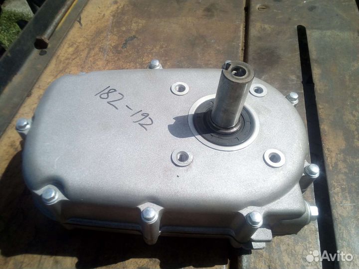 Редуктор с центробежным сцеплением