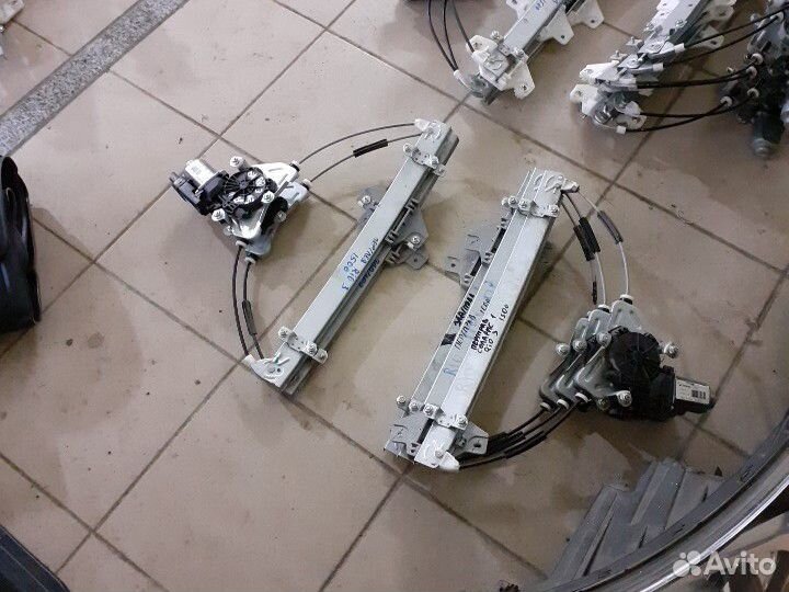 Стеклоподъемник задний правый левый Хендай Солярис