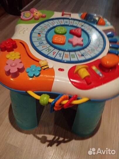 Музыкальный столик