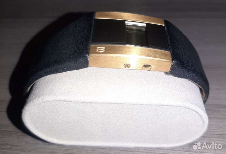 Часы Danish Design
