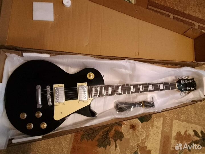 Электрогитара Les Paul LP02 новая в упаковке