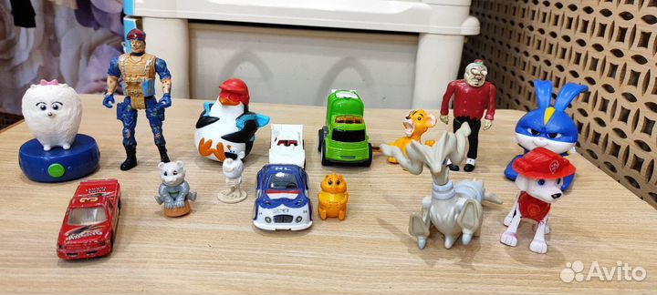 Пакетом hotweels, MacDonald's, burger King пакетом