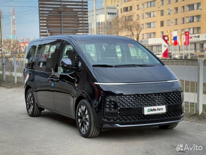 Hyundai Staria 2.2 AT, 2025, 7 км