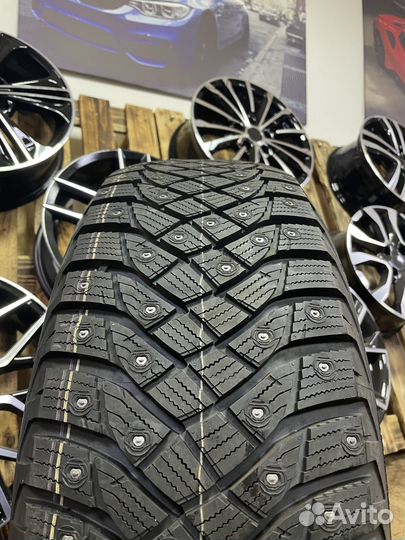 Goodyear Ultra Grip Ice Arctic 2 SUV 215/60 R17 100T