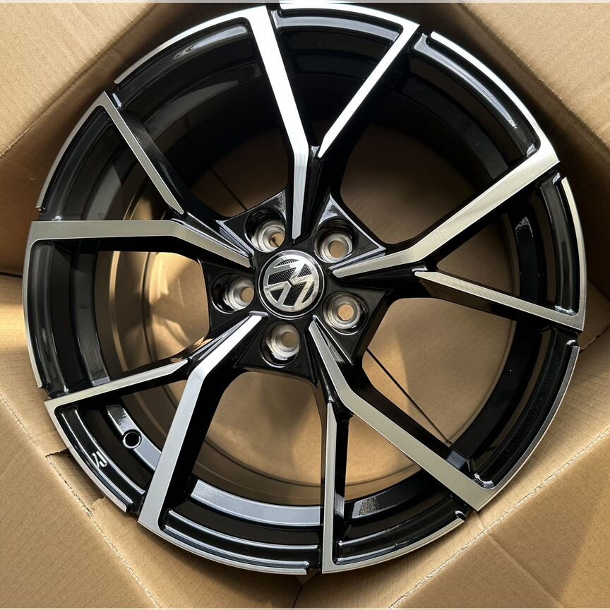 Литые диски Stuttgart 7.5×R17 5×100