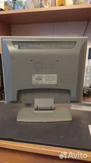 Монитор LG Flatron