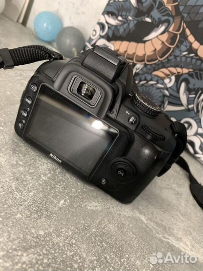 Зеркальный фотоаппарат Nikon d3000 kit 18-55mm