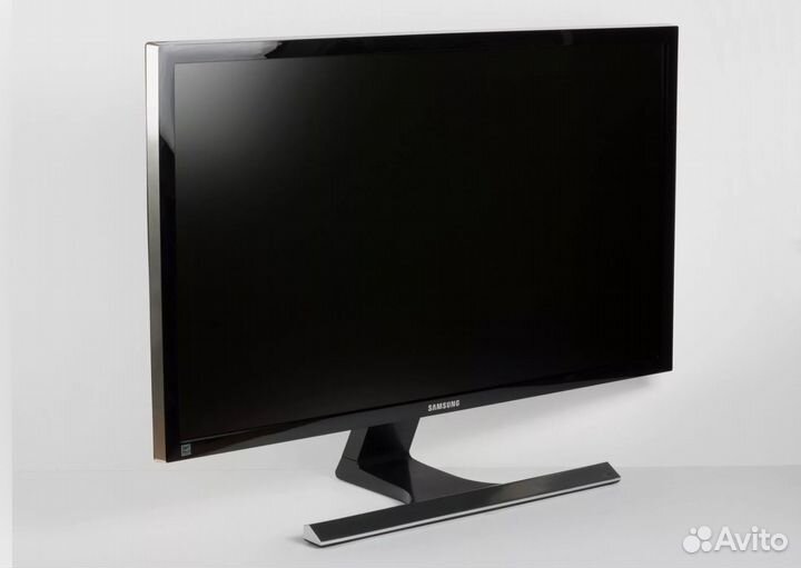Монитор 4К samsung 28U590D
