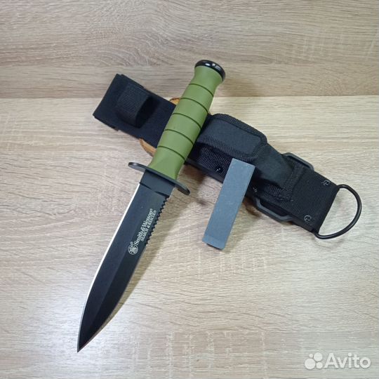 Нож Smith & Wesson