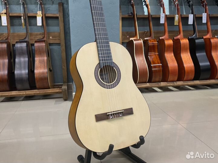 Fabio KM-3915 NT Классическая гитара