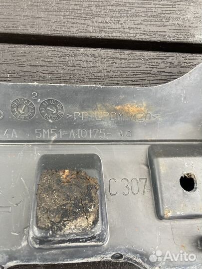 Накладка левого крыла нижняя ford focus 2