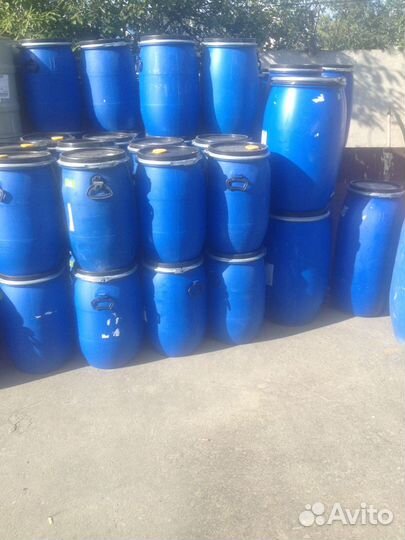 Бочка пластиковая на 127 и 160 литров б/у