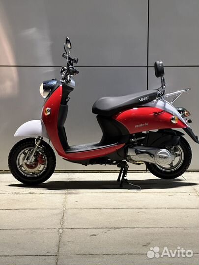 Скутер Vento Retro 50/150