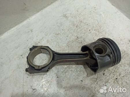 Поршень с шатуном Форд