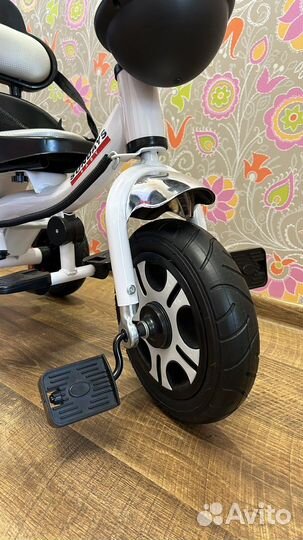 Трехколесный велосипед