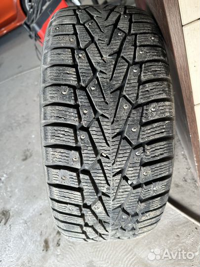 Nokian Tyres Hakkapeliitta 7 235/45 R17