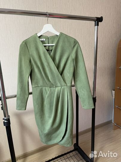 Платье женское 42 44