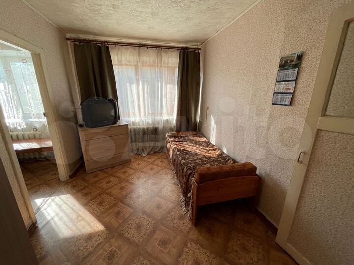2-к. квартира, 40 м², 1/2 эт.