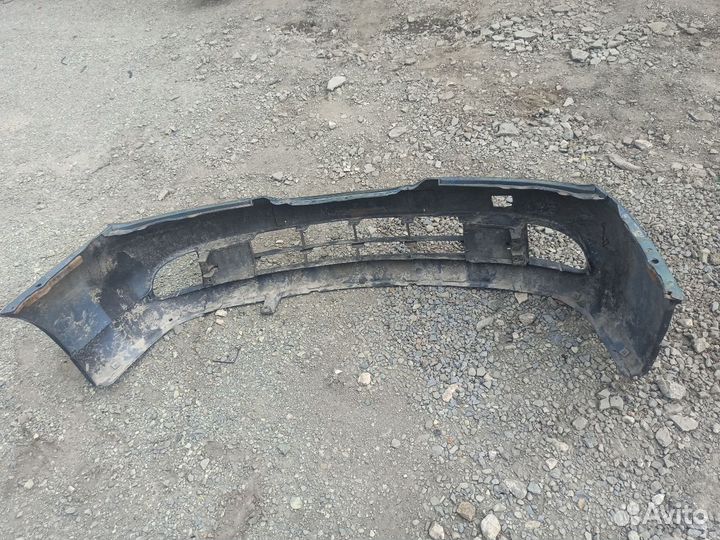 Бампер передний Nissan Primera P11