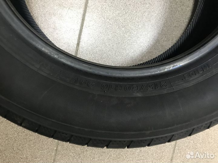 Yokohama BluEarth AE51 215/60 R16 99V
