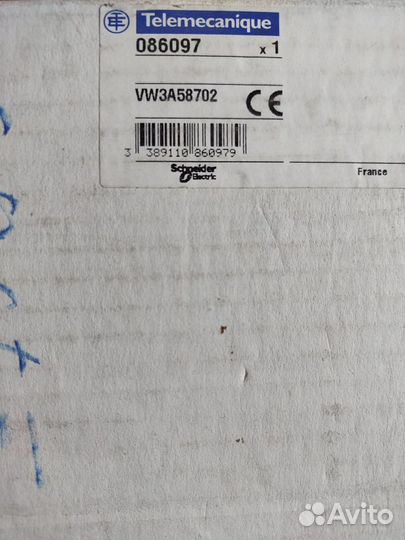 Незащищенный резистор vw3a58702 086097