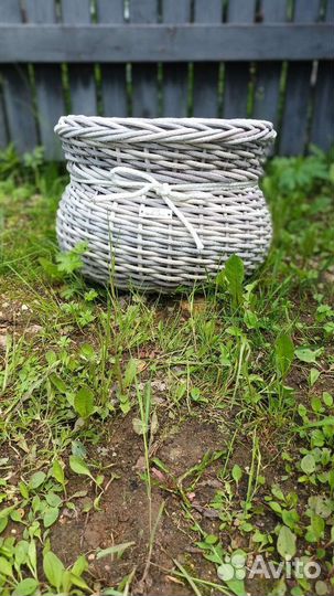 Корзина из ротанга