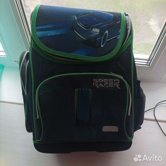 Школьный рюкзак