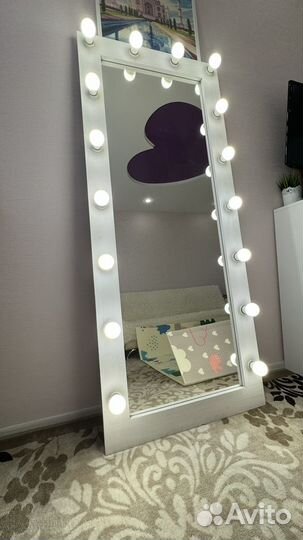 Гримерное зеркало