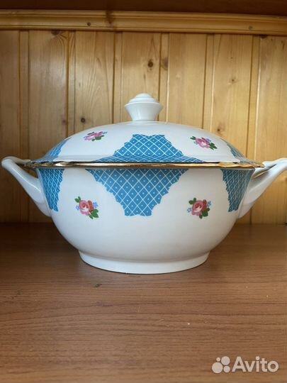 Фарфоровые супница и ваза СССР