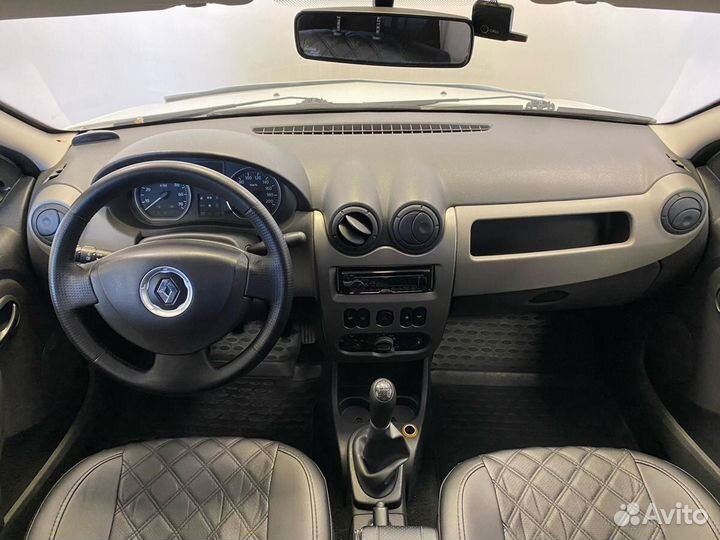 Renault Logan, 2011