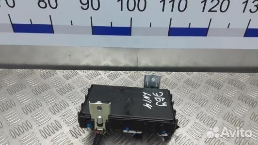 Блок управления renault koleos (LNI04NC01)