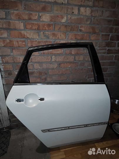 Дверь на Nissan fuga и infiniti m35